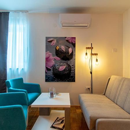 Modern Apartments Wave Near The Airport Velika Gorica Exterior foto