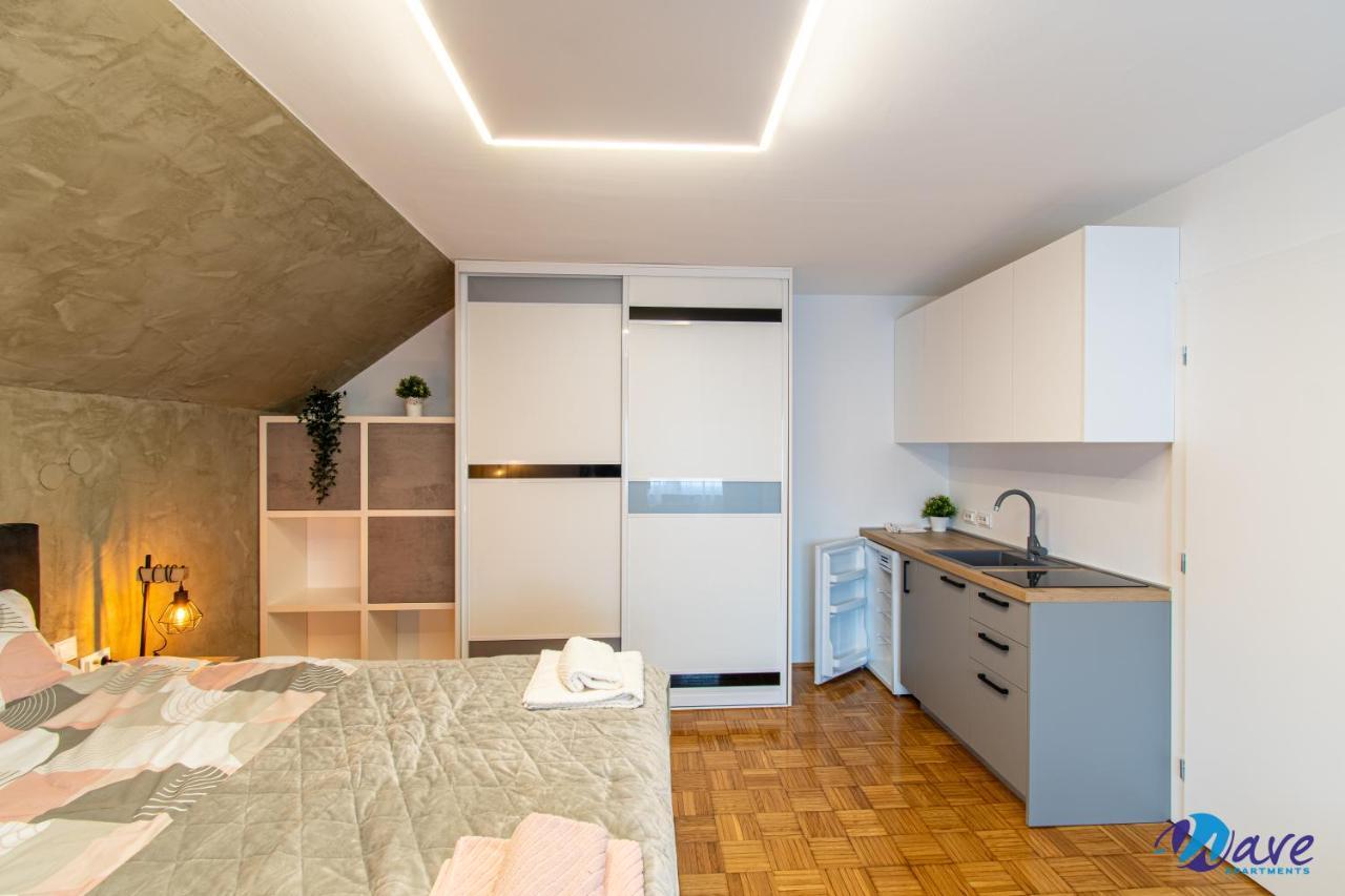 Modern Apartments Wave Near The Airport Velika Gorica Exterior foto